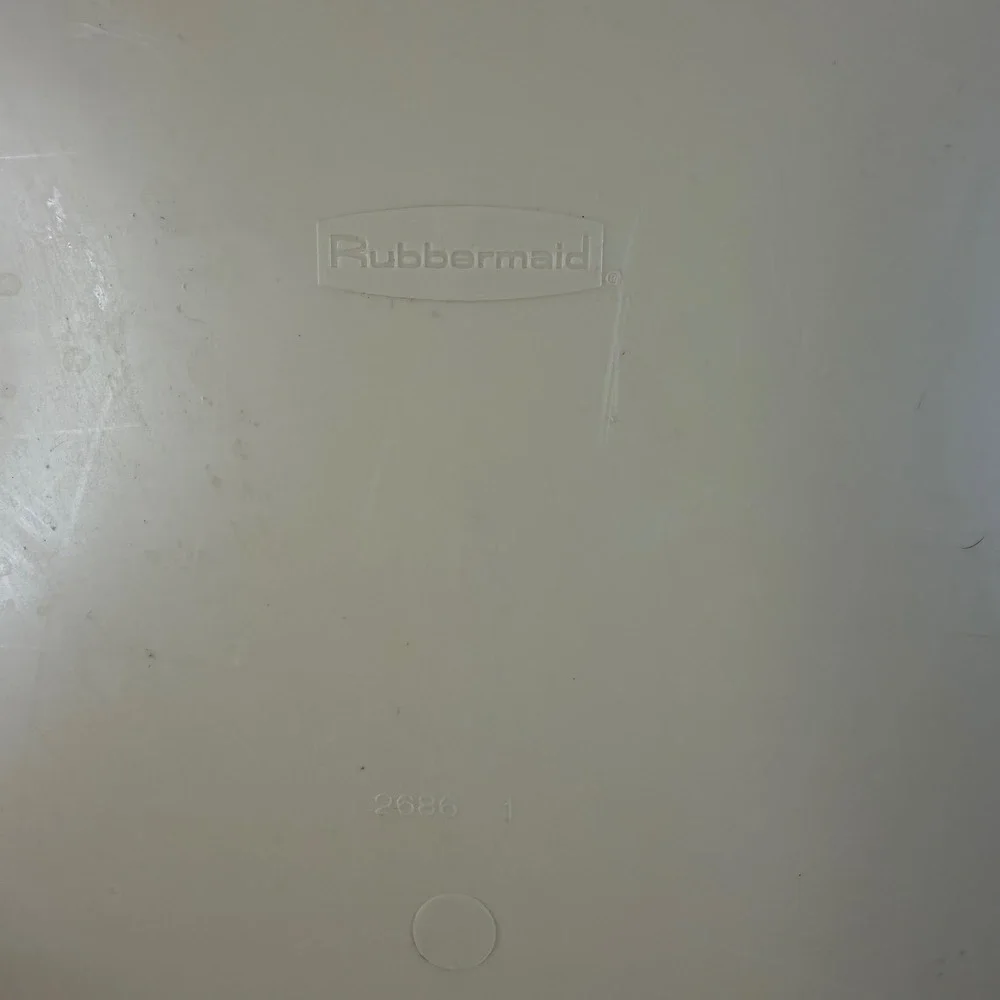 Vintage‎ Rubbermaid 18